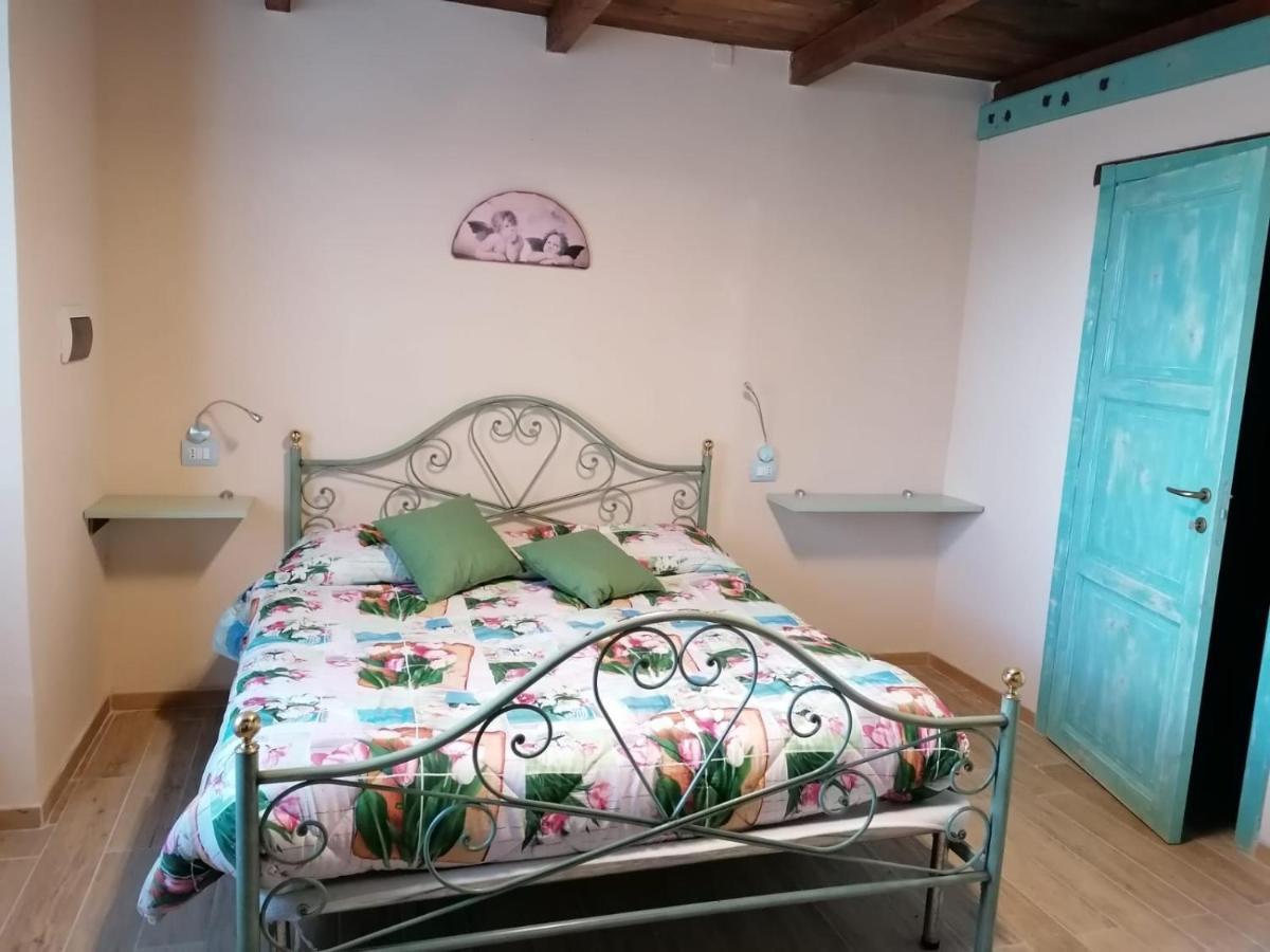 Il Castagneto Bed & Breakfast Camerino Ngoại thất bức ảnh
