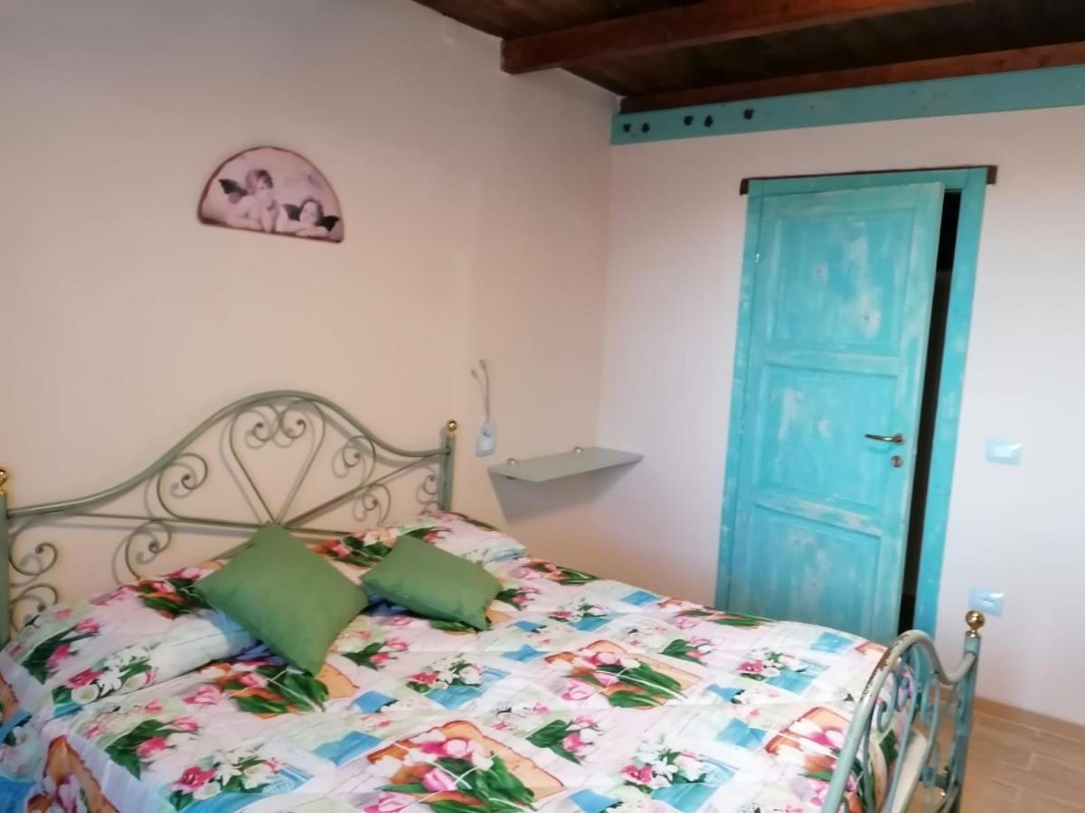 Il Castagneto Bed & Breakfast Camerino Ngoại thất bức ảnh